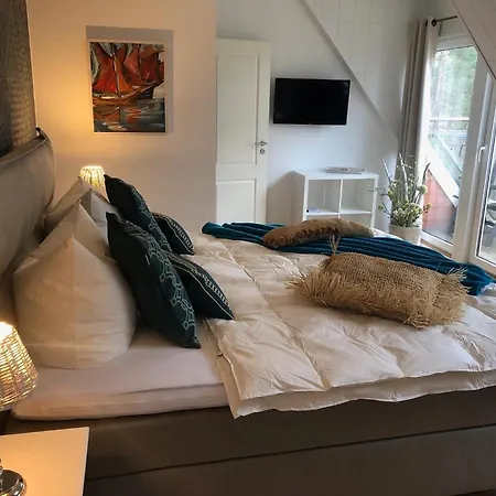 Boddenblick Mit Sauna Hébergement de vacances